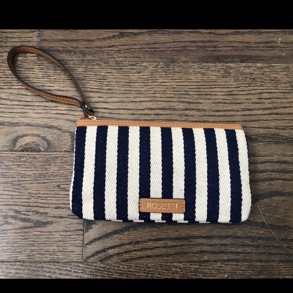 Rosetti tote with Wristlet - Picture 6 of 8